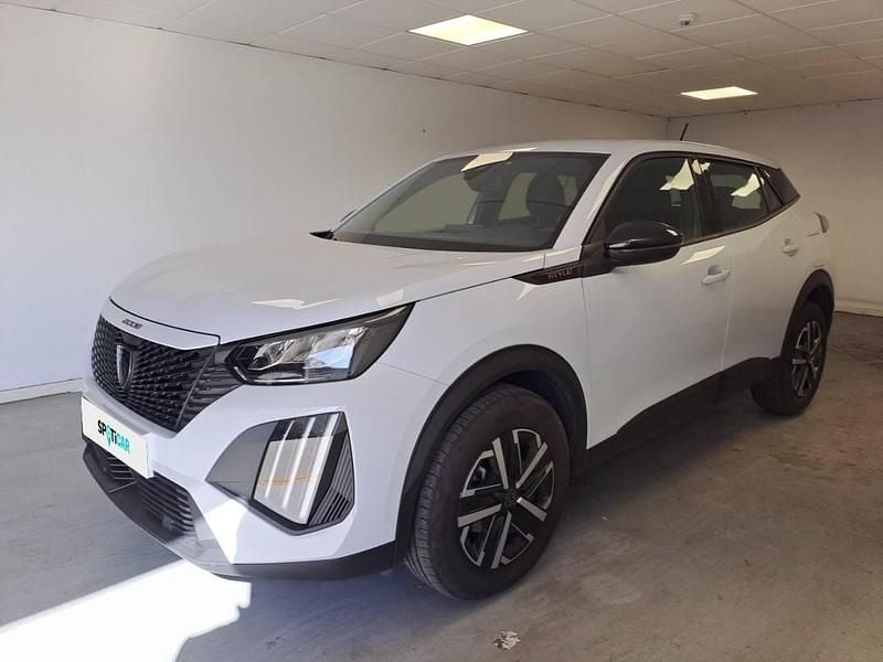 Branco Usado 2025 Peugeot 2008 Style SUV | € 21.000 (Preço justo) - Imagem 1/4