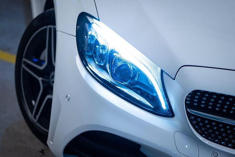 Usado Mercedes C300e AMG 306 HP (225 kW) 2020 Sedan