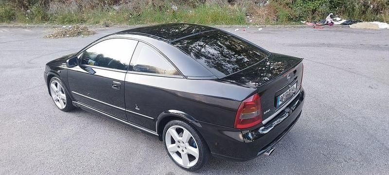 Usado 2002 Opel Astra Coupé | € 8.000 - Imagem 1/4