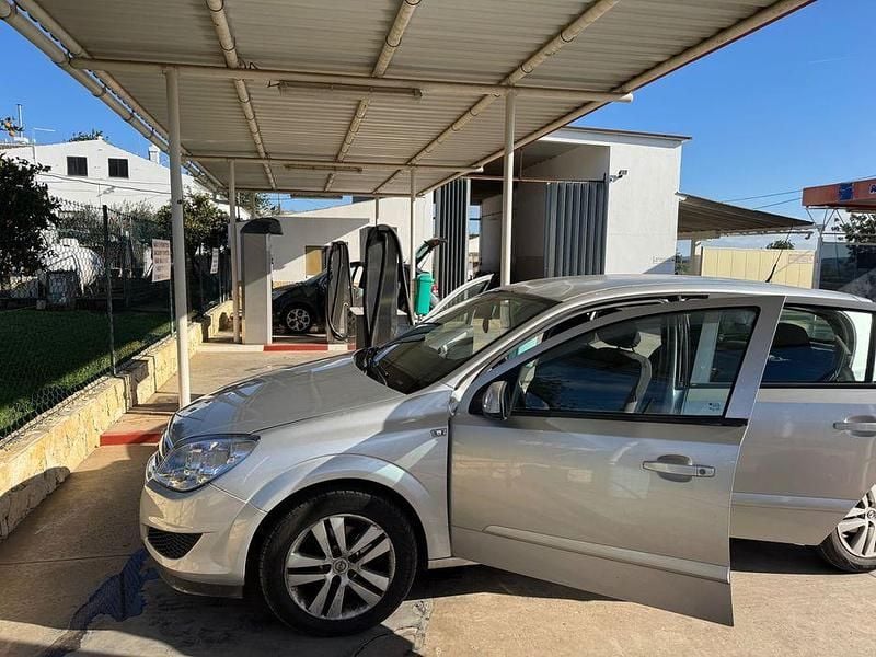 Usado 2008 Opel Astra Sedan | € 2.500 (Bom preço) - Imagem 1/4