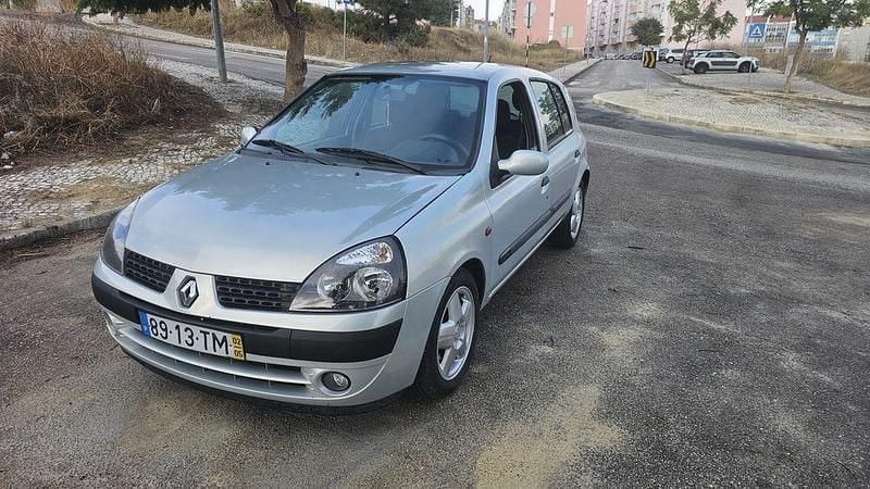 Usado 2002 Renault Clio II Sedan | € 1.900 (Preço justo) - Imagem 1/4