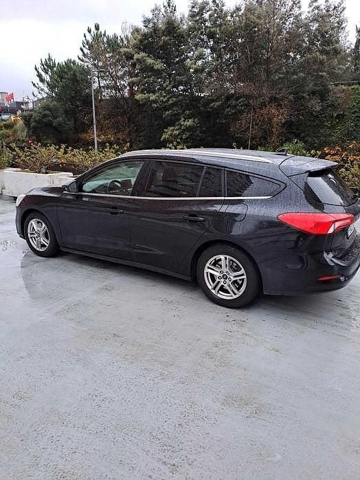 Usado Ford Focus Business Edition 120 HP (88 kW) 2019 Carrinha