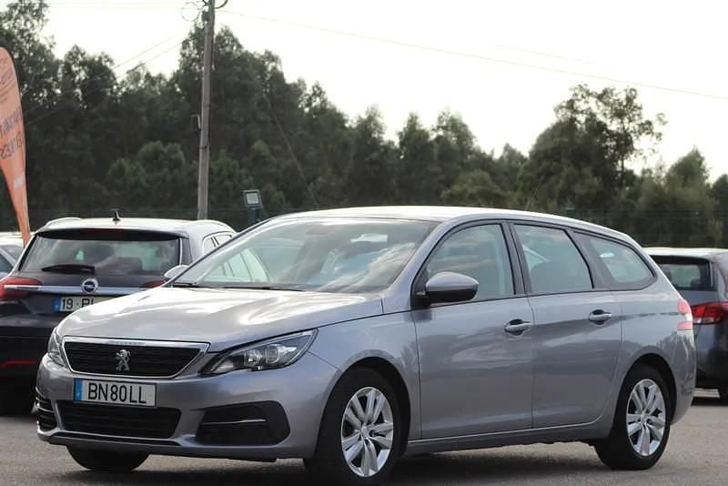 Cinzento Usado 2019 Peugeot 308 SW Carrinha | € 13.500 (Preço justo) - Imagem 1/4
