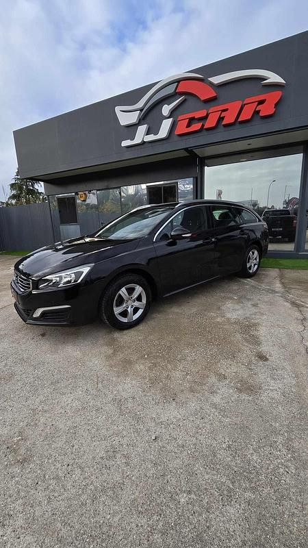 Usado Peugeot 508 SW Active 120 HP (88 kW) 2015 Preto Carrinha
