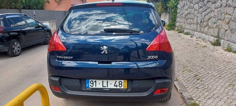 Usado 2011 Peugeot 3008 Premium Sedan | € 8.000 - Imagem 1/4