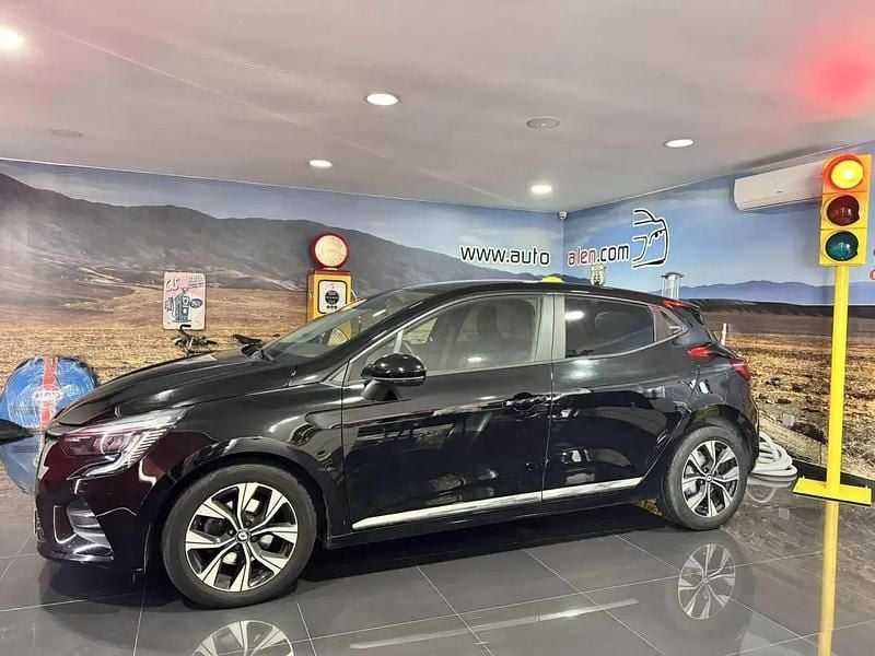 Preto Usado 2022 Renault Clio V Evolution | € 16.250 (Preço justo) - Imagem 1/4