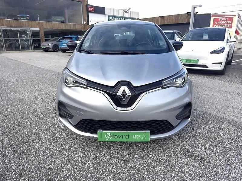 Usado Renault Zoe Evolution 79 kW (108 HP) 2022 Cinza Citadino