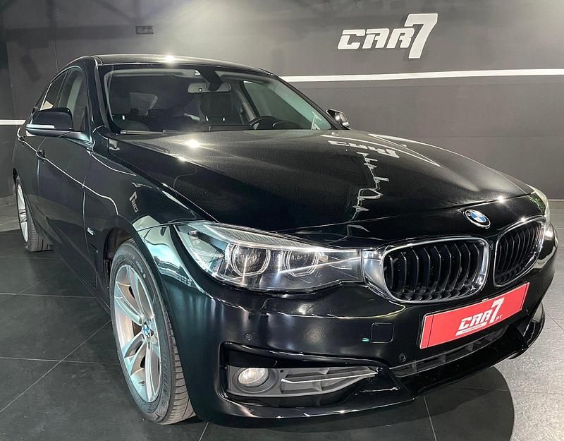 Preto Usado 2016 BMW 318 Gran Turismo Sport Line | € 15.990 - Imagem 1/4