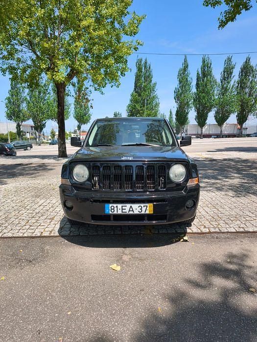 Usado 2007 Jeep Patriot Limited SUV | € 9.225 - Imagem 1/4