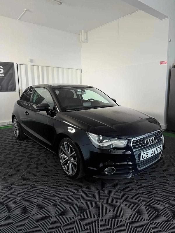 Usado Audi A1 105 HP (77 kW) 2011 Preto Citadino