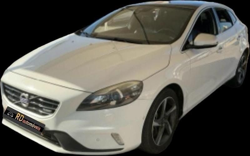 Branco Usado 2014 Volvo V40 | € 12.500 (Preço elevado) - Imagem 1/4