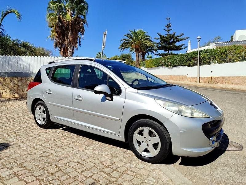 Usado 2008 Peugeot 207 Carrinha | € 3.900 (Preço justo) - Imagem 1/4