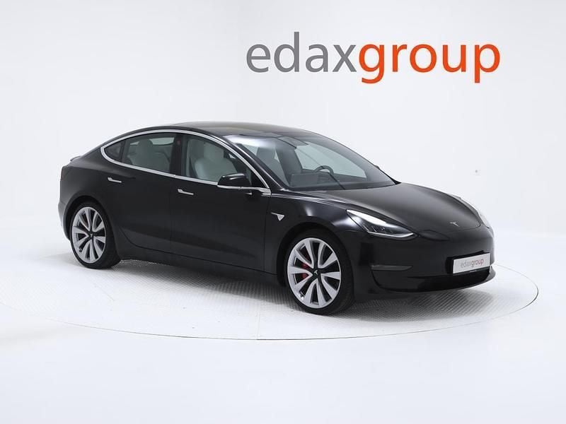 Preto Usado 2019 Tesla Model 3 Performance Sedan | € 22.990 (Bom preço) - Imagem 1/4