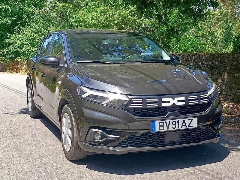Preto Usado 2023 Dacia Sandero Citadino | € 15.990 (Preço justo) - Imagem 1/4
