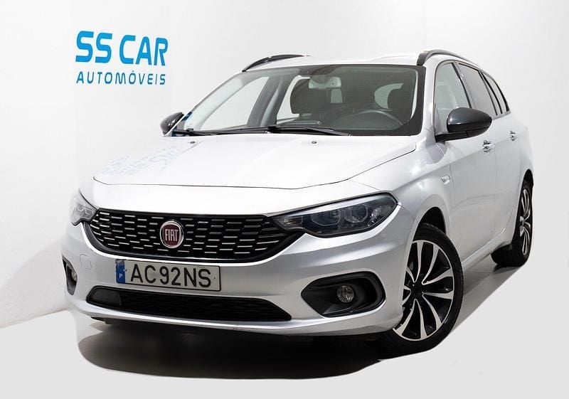 Cinza Usado 2020 Fiat Tipo Wagon Carrinha | € 9.950 (Super Preço) - Imagem 1/4