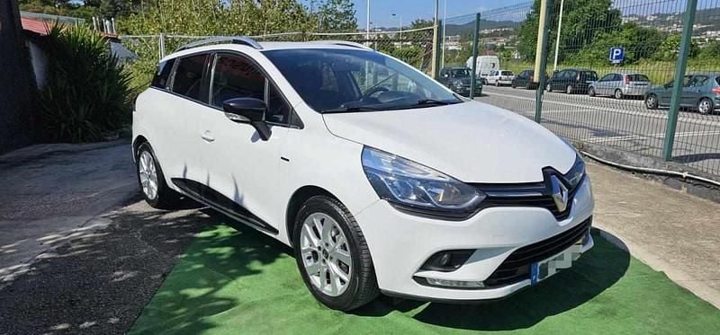 Branco Usado 2018 Renault Clio IV Carrinha | € 12.990 (Preço justo) - Imagem 1/4