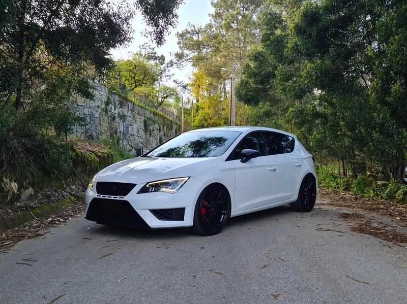 Branco Usado 2016 Seat Leon CUPRA Carrinha | € 24.000 (Preço justo) - Imagem 1/4