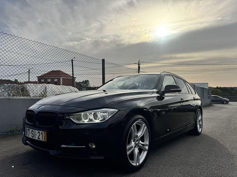Usado 2013 BMW 320 Sport Line Sedan | € 10.999 (Super Preço) - Imagem 1/4