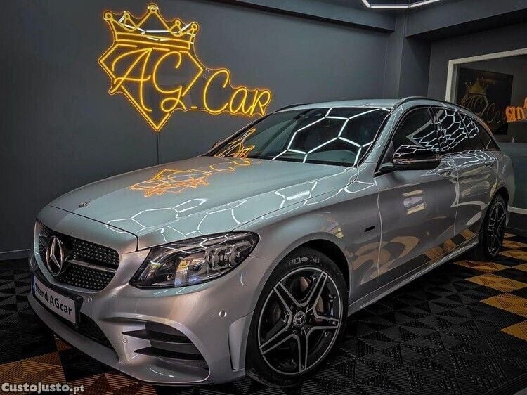 Cinza Usado 2020 Mercedes C300e AMG line | € 30.900 (Preço justo) - Imagem 1/1