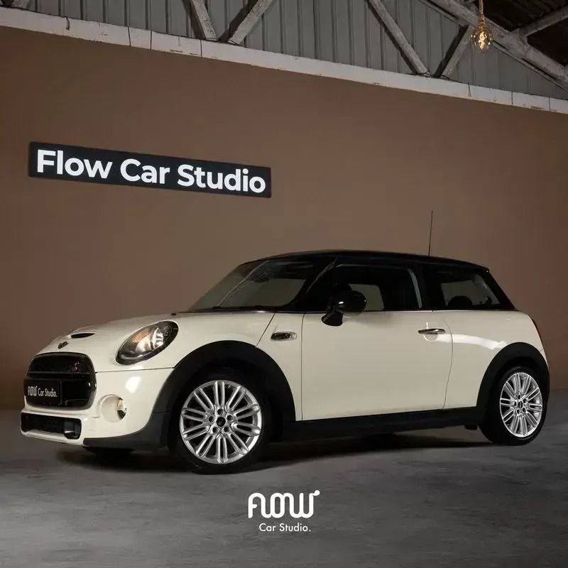 Bege Usado 2017 Mini Metropolitan Citadino | € 19.950 - Imagem 1/4