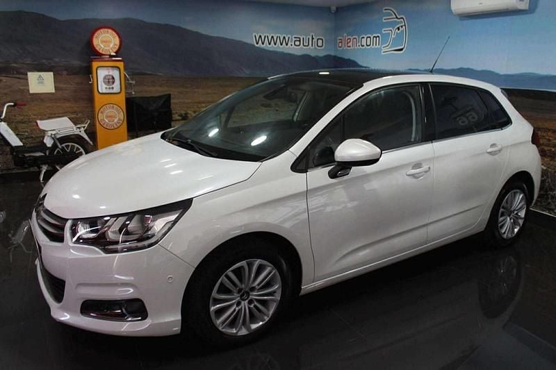 Branco Usado 2017 Citroën C4 Feel | € 13.990 (Preço justo) - Imagem 1/4