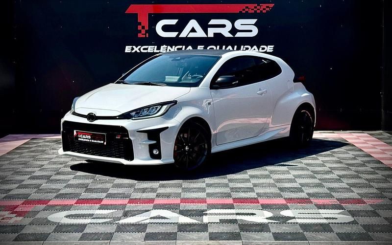 Branco Usado 2021 Toyota Yaris Citadino | € 44.900 - Imagem 1/4