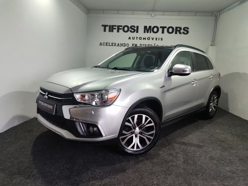 Cinzento Usado 2019 Mitsubishi ASX Edition SUV | € 17.950 (Preço justo) - Imagem 1/4