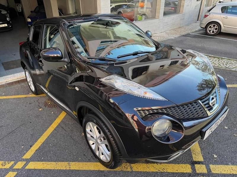 Usado Nissan Juke Acenta 117 HP (86 kW) 2013 Castanho SUV