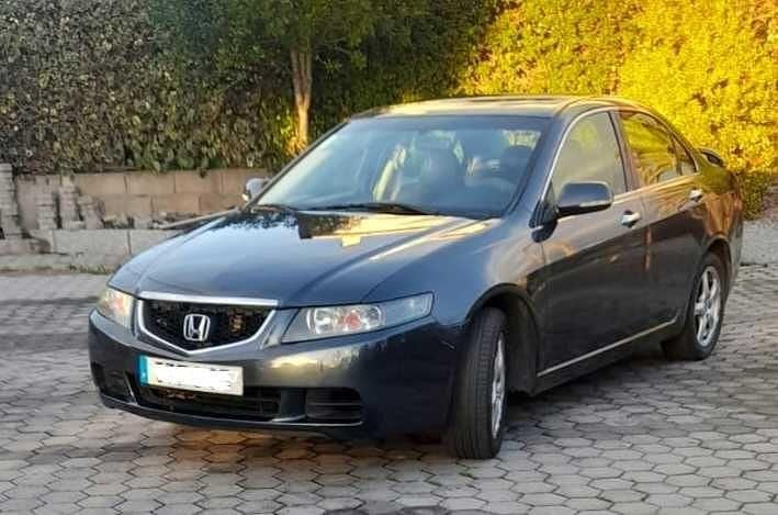Usado 2004 Honda Accord Sedan | € 5.500 - Imagem 1/4