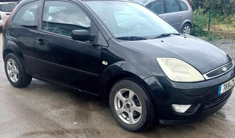 Preto Usado 2005 Ford Fiesta ST Citadino | € 1.750 (Super Preço) - Imagem 1/4
