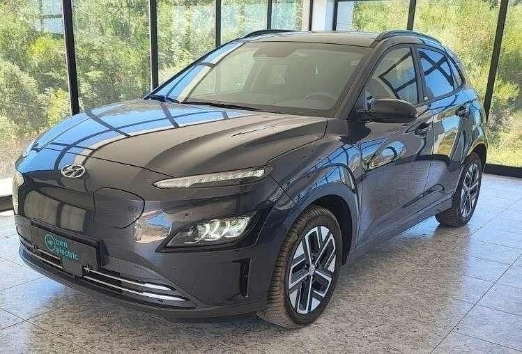 Cinzento Usado 2022 Hyundai Kauai SUV | € 23.500 (Preço justo) - Imagem 1/4