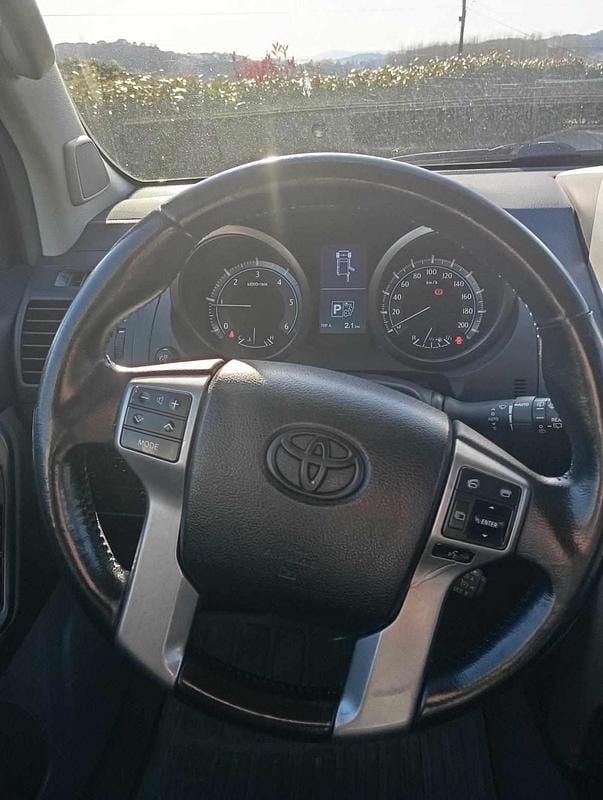 Usado Toyota Land Cruiser 205 HP (150 kW) 2013 Branco