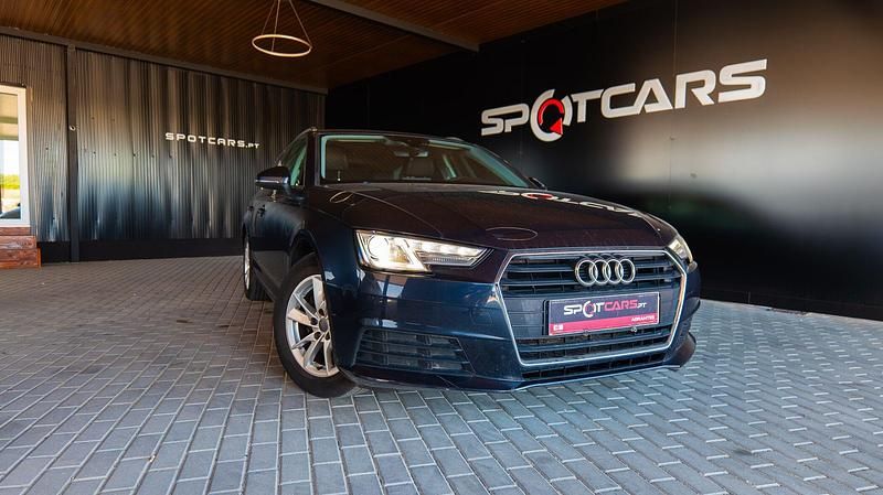 Azul Usado 2016 Audi A4 Premium Carrinha | € 17.500 (Preço justo) - Imagem 1/4