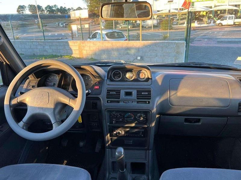 Usado Mitsubishi Pajero 125 HP (91 kW) 1998 Antracite SUV