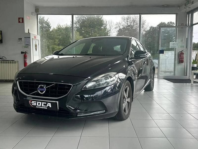 Preto Usado 2013 Volvo V40 CC Carrinha | € 9.790 (Bom preço) - Imagem 1/4