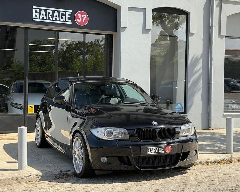 Preto Usado 2011 BMW 118 Coupé Coupé | € 10.990 (Preço justo) - Imagem 1/4