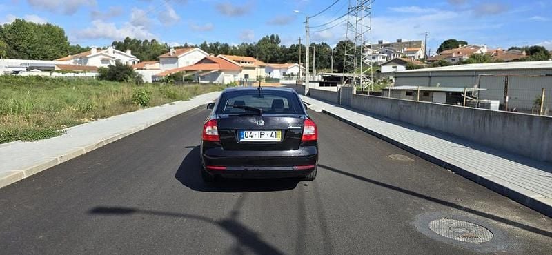 Usado Skoda Octavia GreenLine 105 HP (77 kW) 2009 Sedan