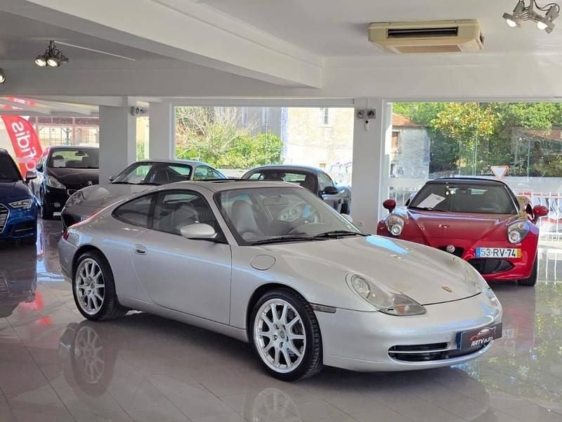 Cinzento Usado 2000 Porsche 996 | € 47.950 - Imagem 1/4