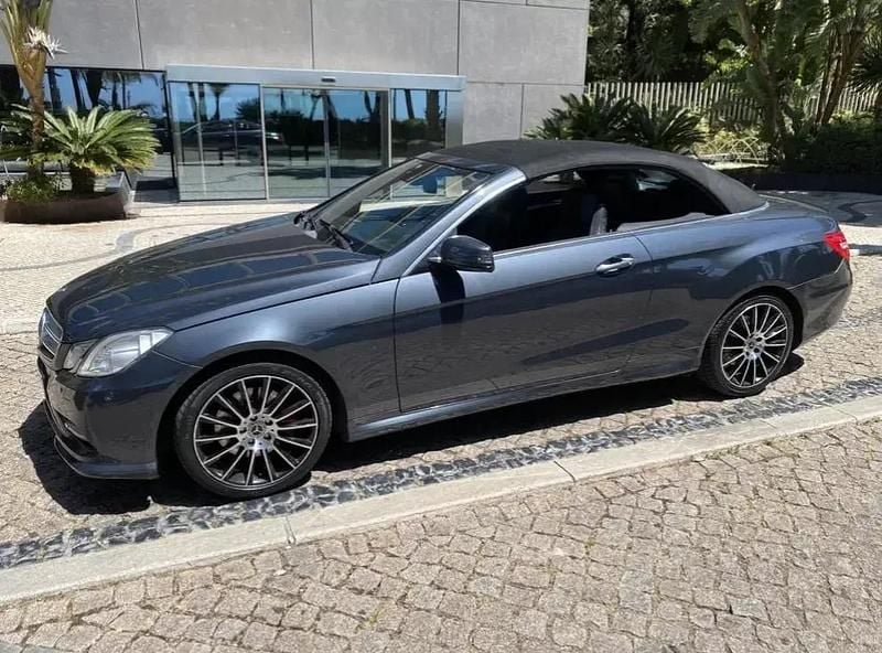 Usado Mercedes E250 AMG 204 HP (150 kW) 2012 Cinzento Cabrios