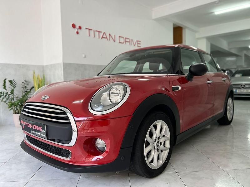 Vermelho Usado 2015 Mini ONE Citadino | € 12.900 (Preço justo) - Imagem 1/4