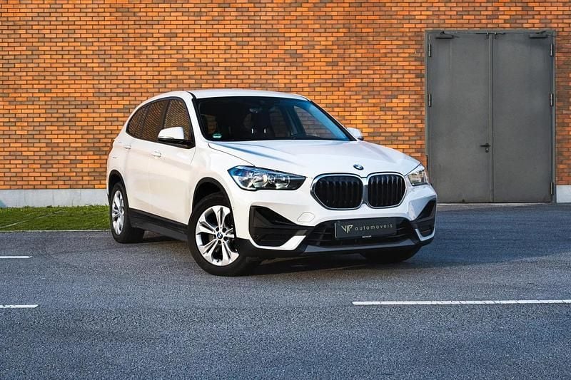 Branco Usado 2022 BMW X1 Sport Line SUV | € 24.000 (Bom preço) - Imagem 1/4