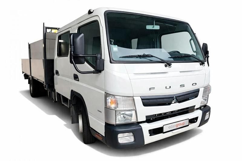 Branco Usado 2021 Mitsubishi Canter Sedan | € 37.490 (Super Preço) - Imagem 1/4