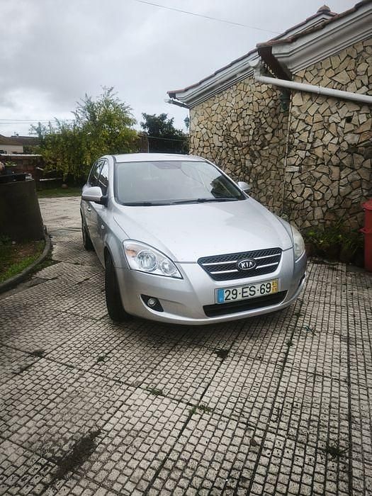 Usado 2007 Kia Ceed Sedan | € 2.950 (Preço elevado) - Imagem 1/4