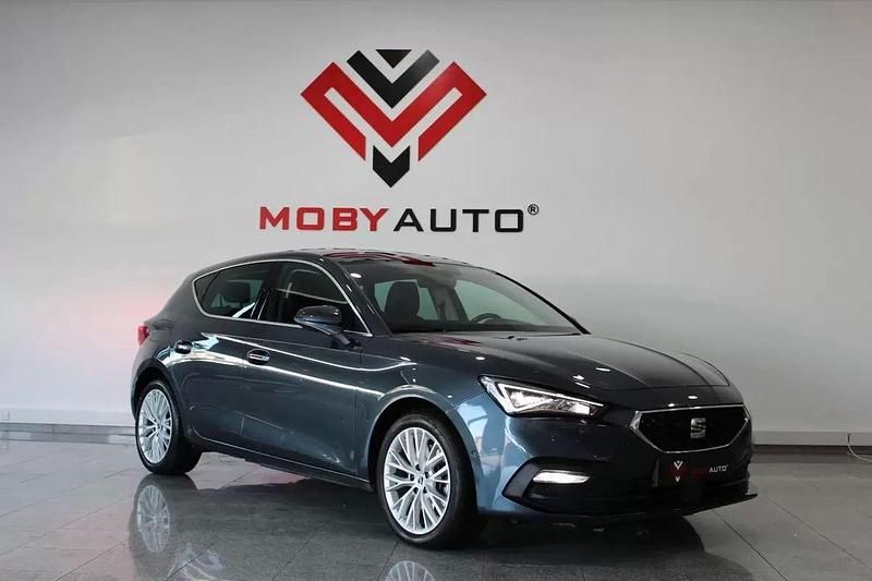 Cinzento Usado 2021 Seat Leon | € 17.900 - Imagem 1/4