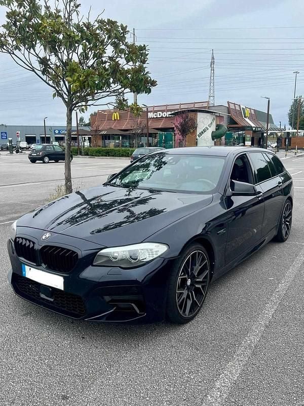 Azul Usado 2010 BMW 535 Carrinha | € 21.900 - Imagem 1/4