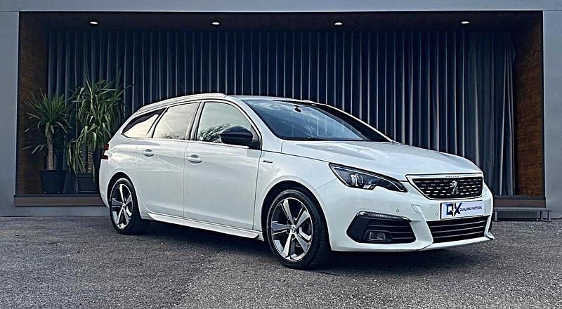 Branco Usado 2019 Peugeot 308 GT-line Carrinha | € 16.900 (Preço elevado) - Imagem 1/4
