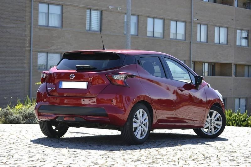 Usado Nissan Micra 100 HP (73 kW) 2019 Vermelho Citadino