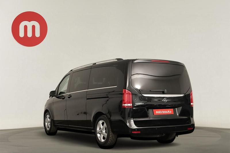 Usado Mercedes V250 Avantgarde 190 HP (139 kW) 2020 Monovolume