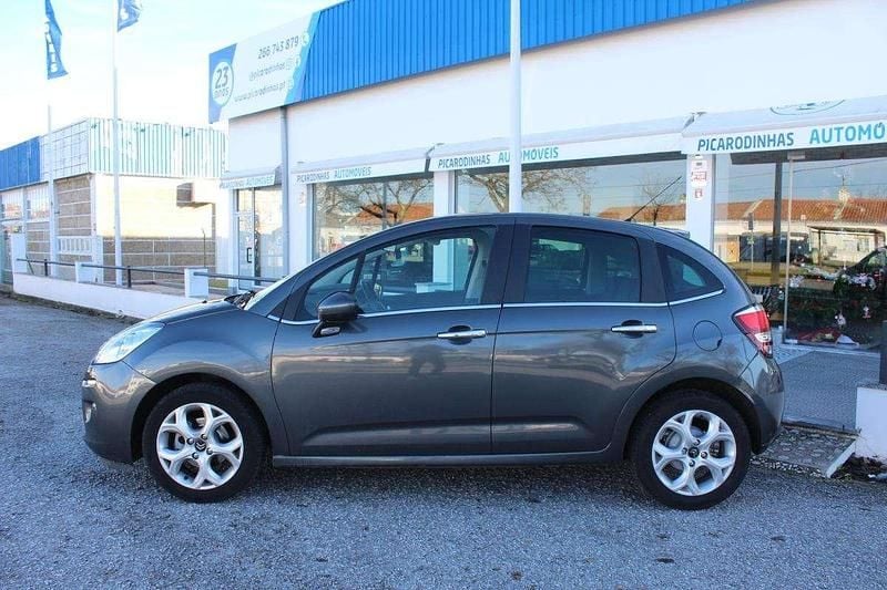 Usado Citroën C3 82 HP (60 kW) 2015 Cinzento