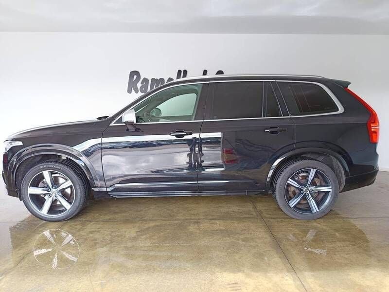 Usado Volvo XC90 190 HP (139 kW) 2018 Preto SUV